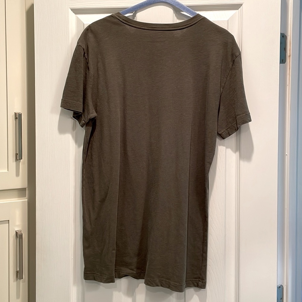 Shirt - Picture 2 of 3